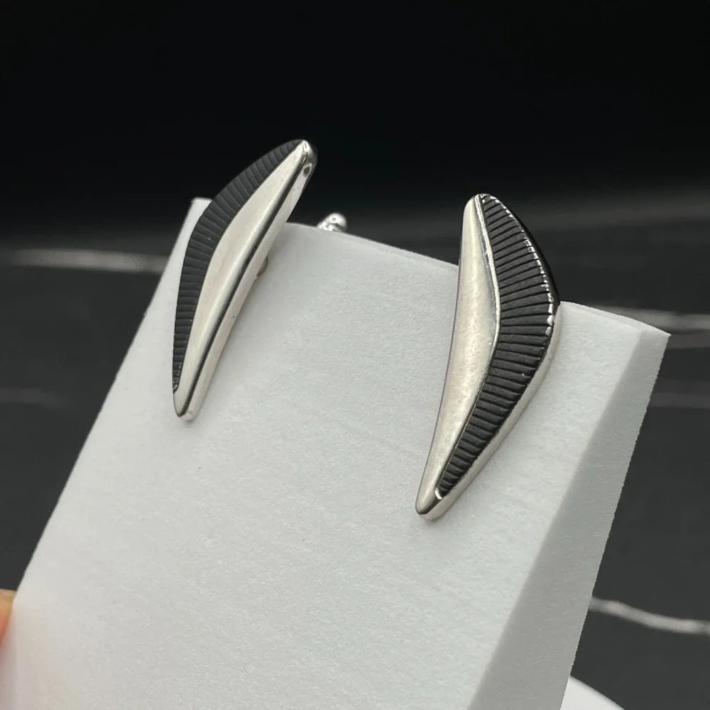 Vintage Modernist Silver-Tone Crescent Men's Cufflinks with‎ Black Accents